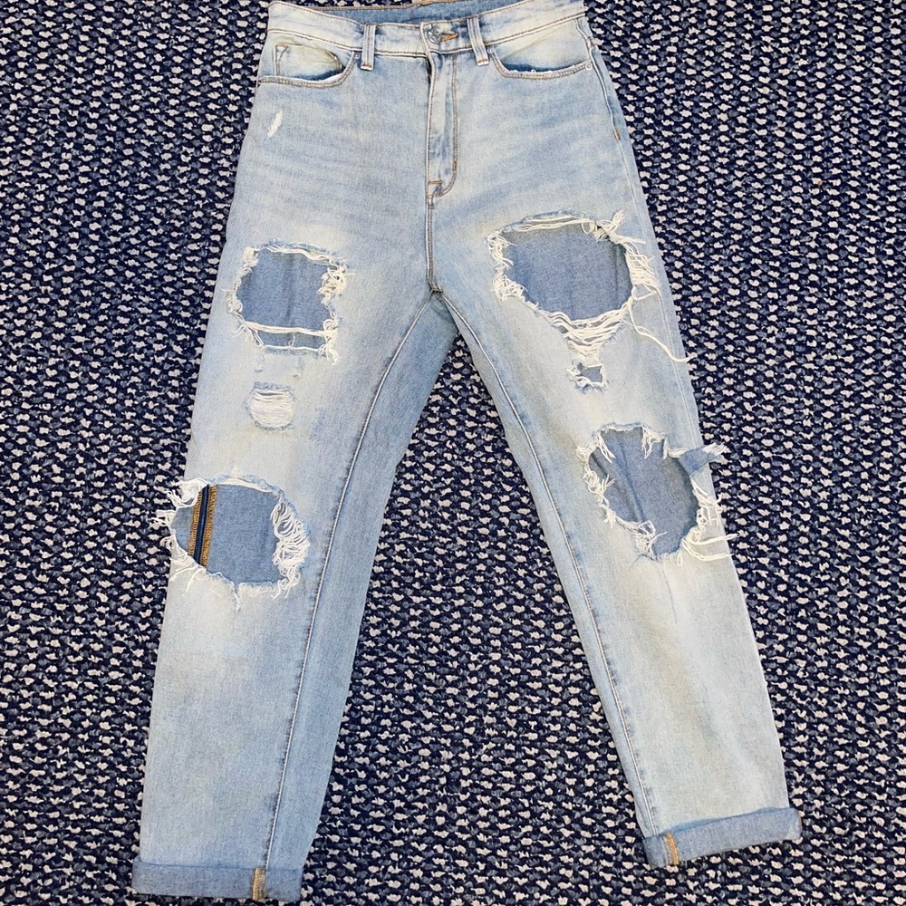 BDG Mom High Rise Jean (Size 27)